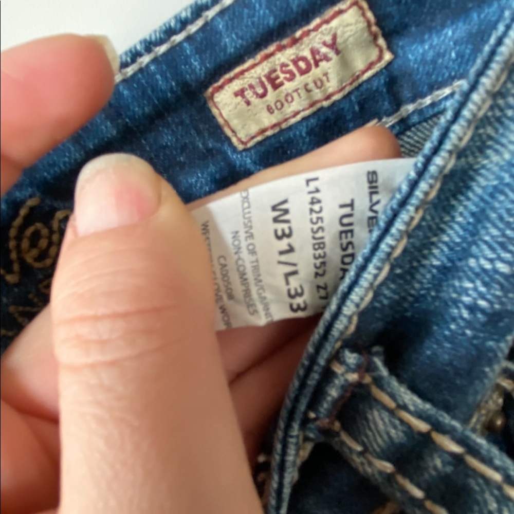 Jeans - Picture 2 of 3